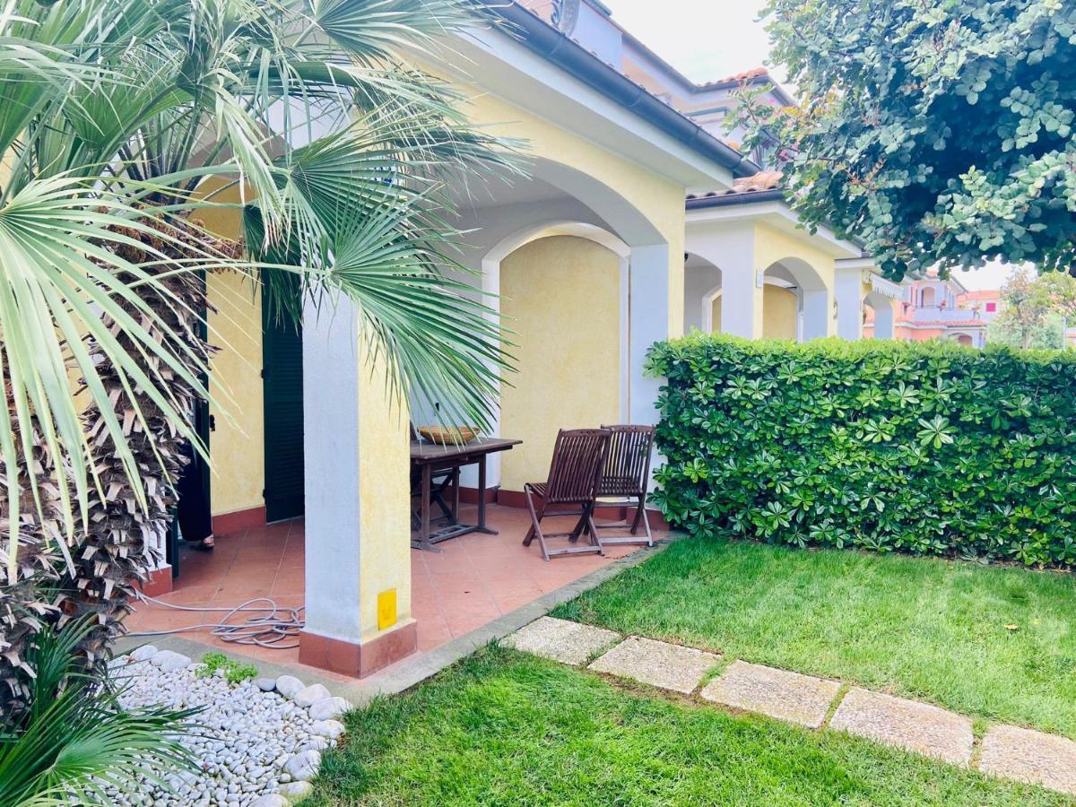 Villa Claudia A 400M Dal Mare Porto Recanati Bagian luar foto