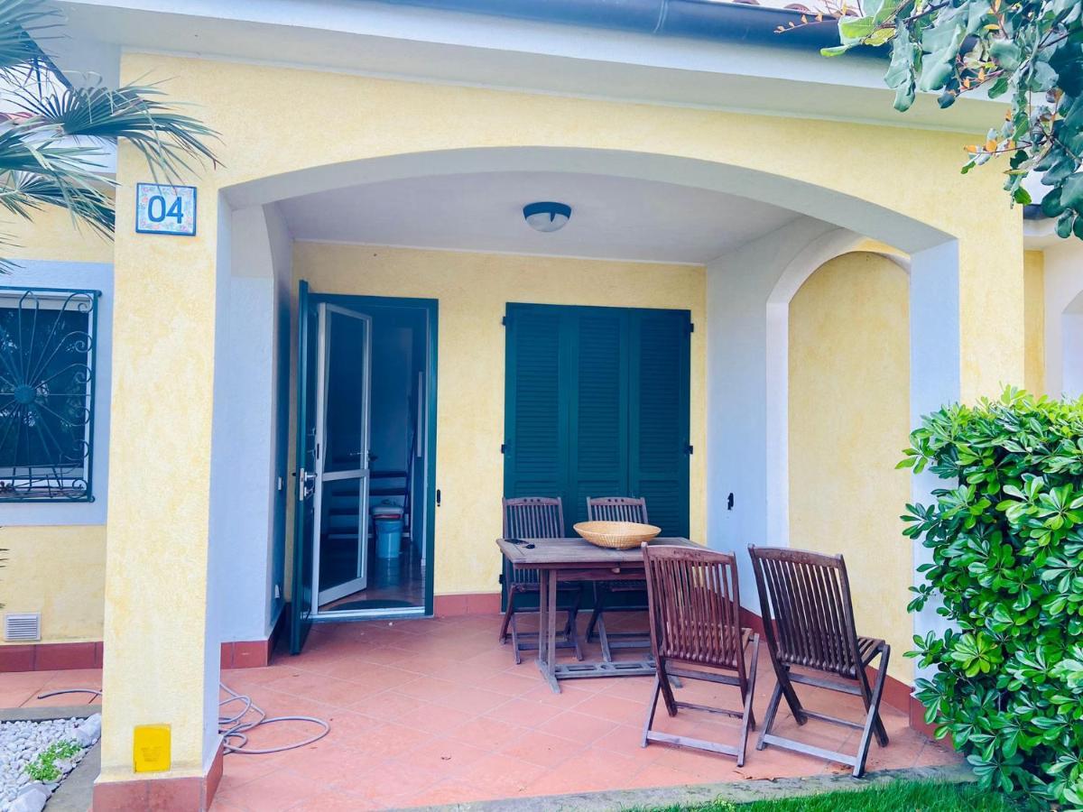 Villa Claudia A 400M Dal Mare Porto Recanati Bagian luar foto
