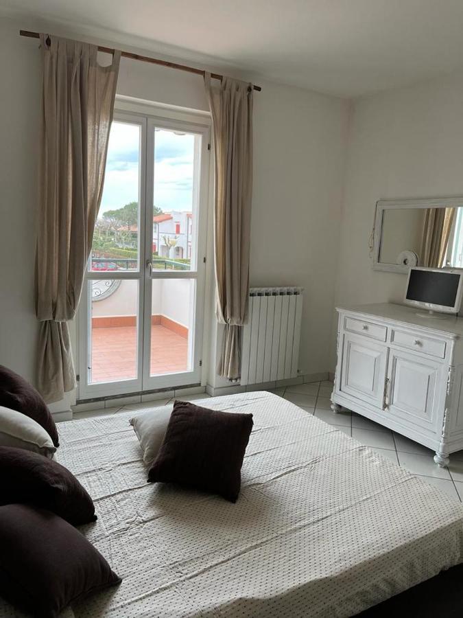 Villa Claudia A 400M Dal Mare Porto Recanati Bagian luar foto